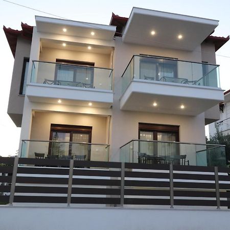 Sunshine Rooms And Suites Неа-Врасна Екстер'єр фото